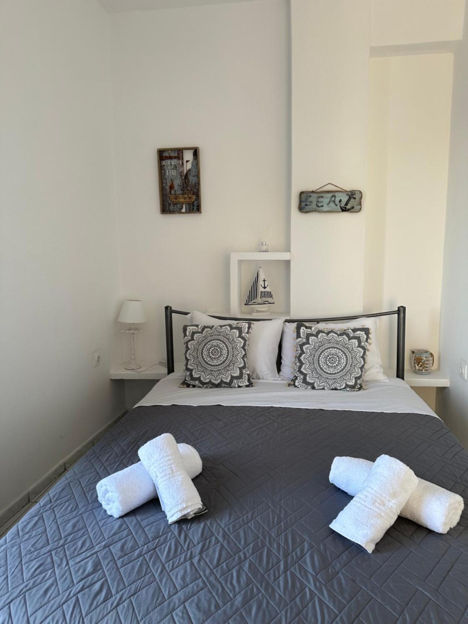 Nicole Rooms Santorini Vóthon Екстериор снимка